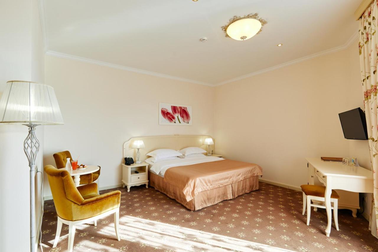 Medical&Spa Resort Alfa Radon Baraviki Exterior photo